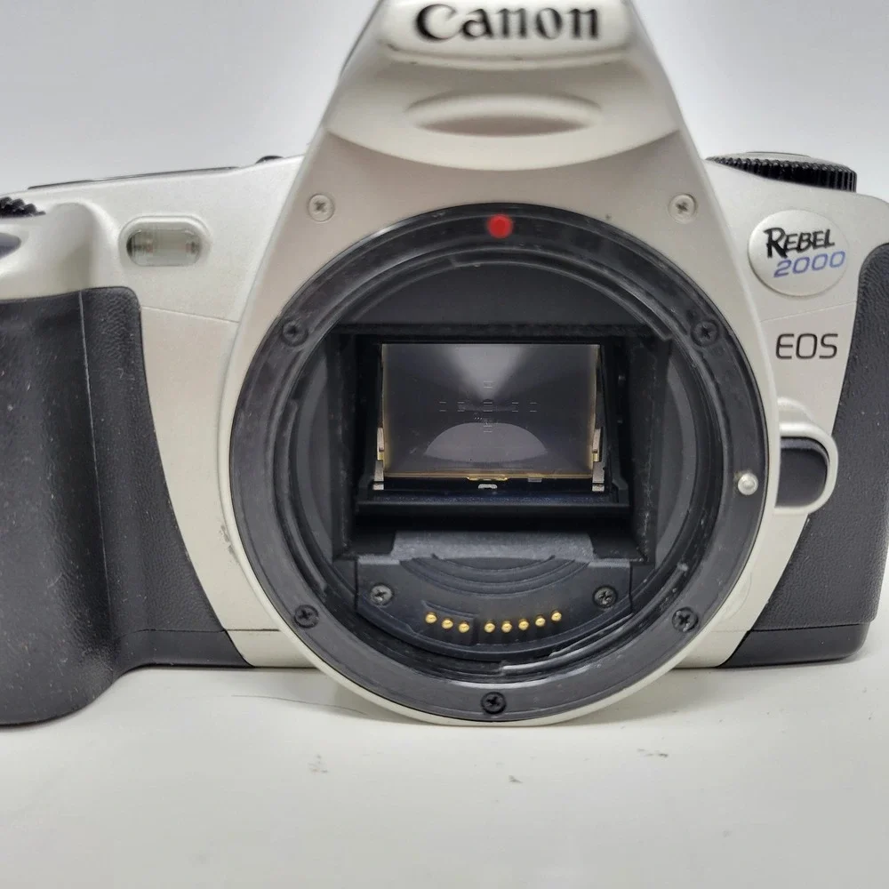 Canon EOS Rebel 2000 35mm SLR Film Camera Body Silver Black